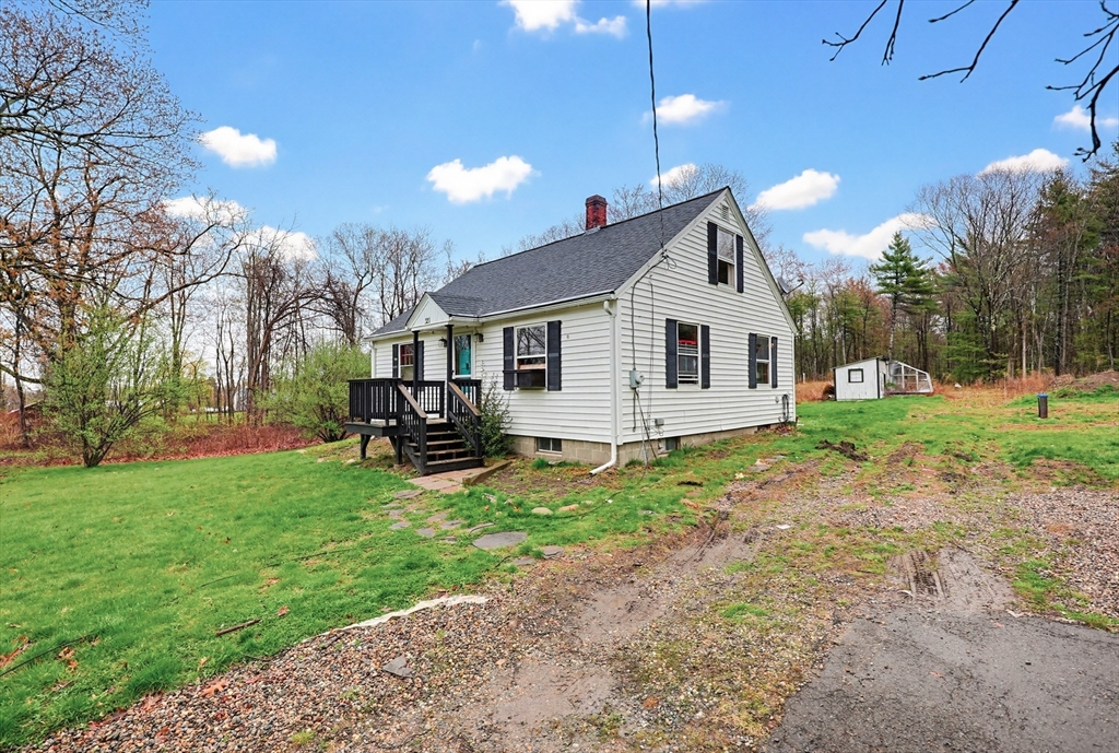 321 Townsend Hill Road Townsend, MA 01469 - Photo 24 of 34