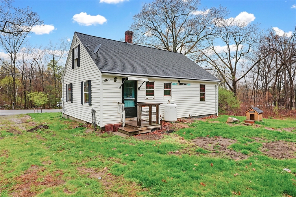 321 Townsend Hill Road Townsend, MA 01469 - Photo 27 of 34