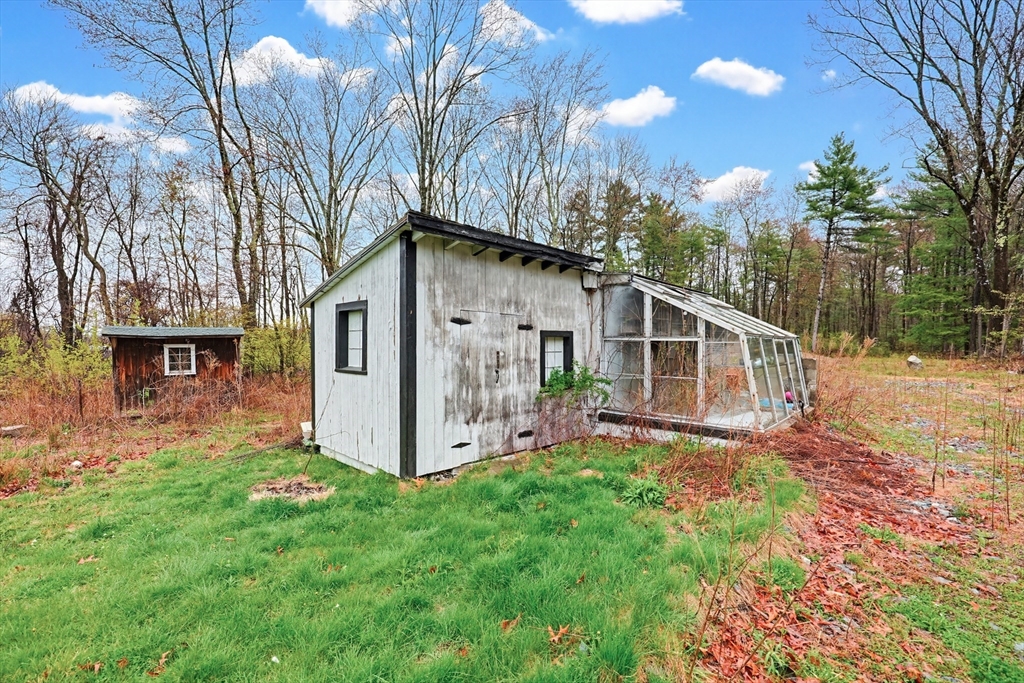 321 Townsend Hill Road Townsend, MA 01469 - Photo 30 of 34