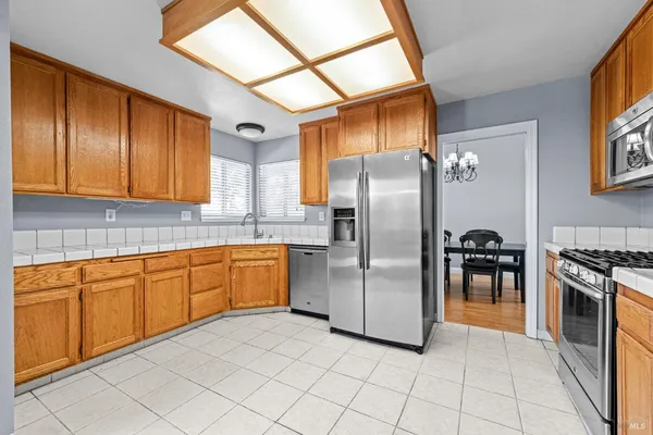 $799,000 | 1820 Howard Drive, Windsor, CA 95492