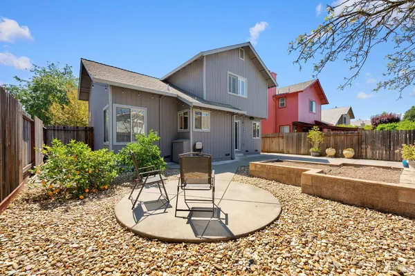 $799,000 | 1820 Howard Drive, Windsor, CA 95492