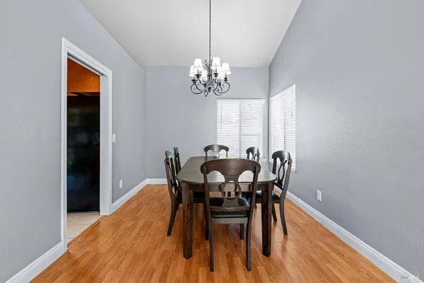 $799,000 | 1820 Howard Drive, Windsor, CA 95492