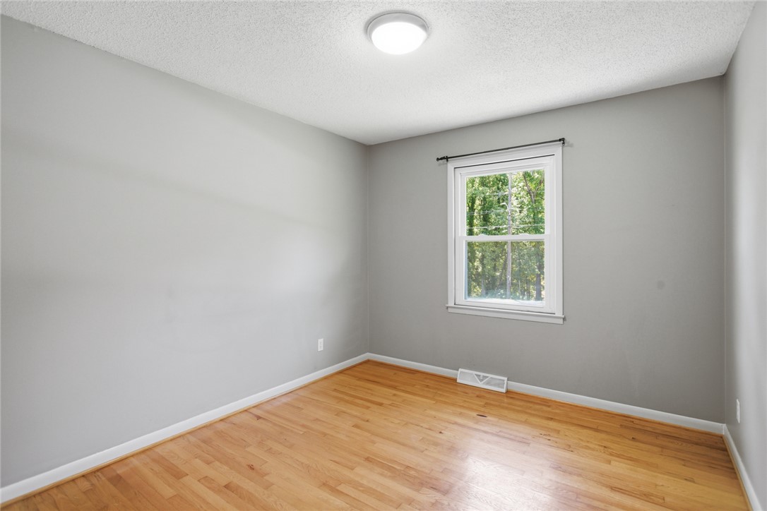 101 Mountain View Drive Walhalla, SC 29691 - Photo 12 of 37