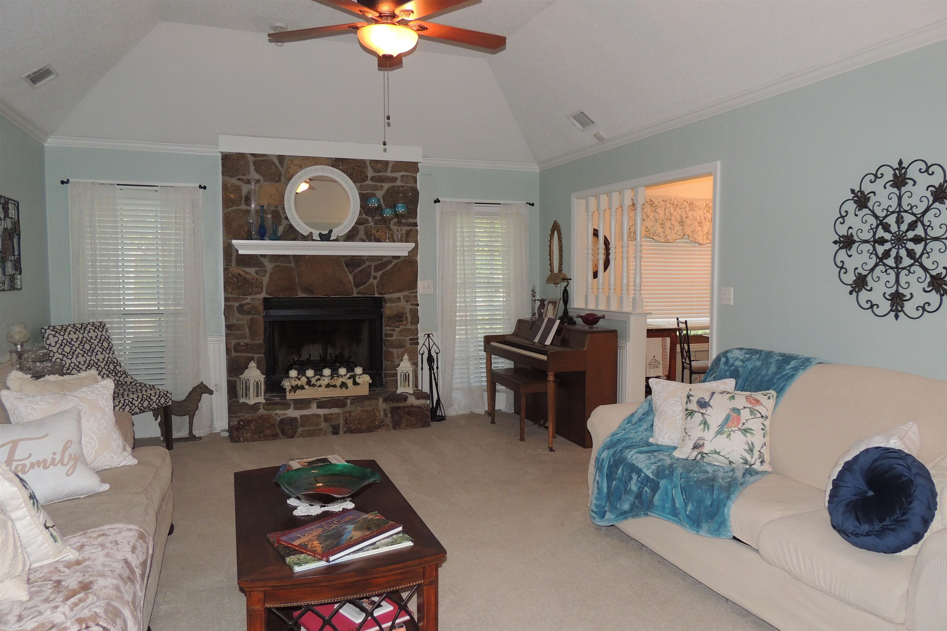 370 Park Hill Road Collierville, TN 38017 - Photo 2 of 24 Gallery Image 2