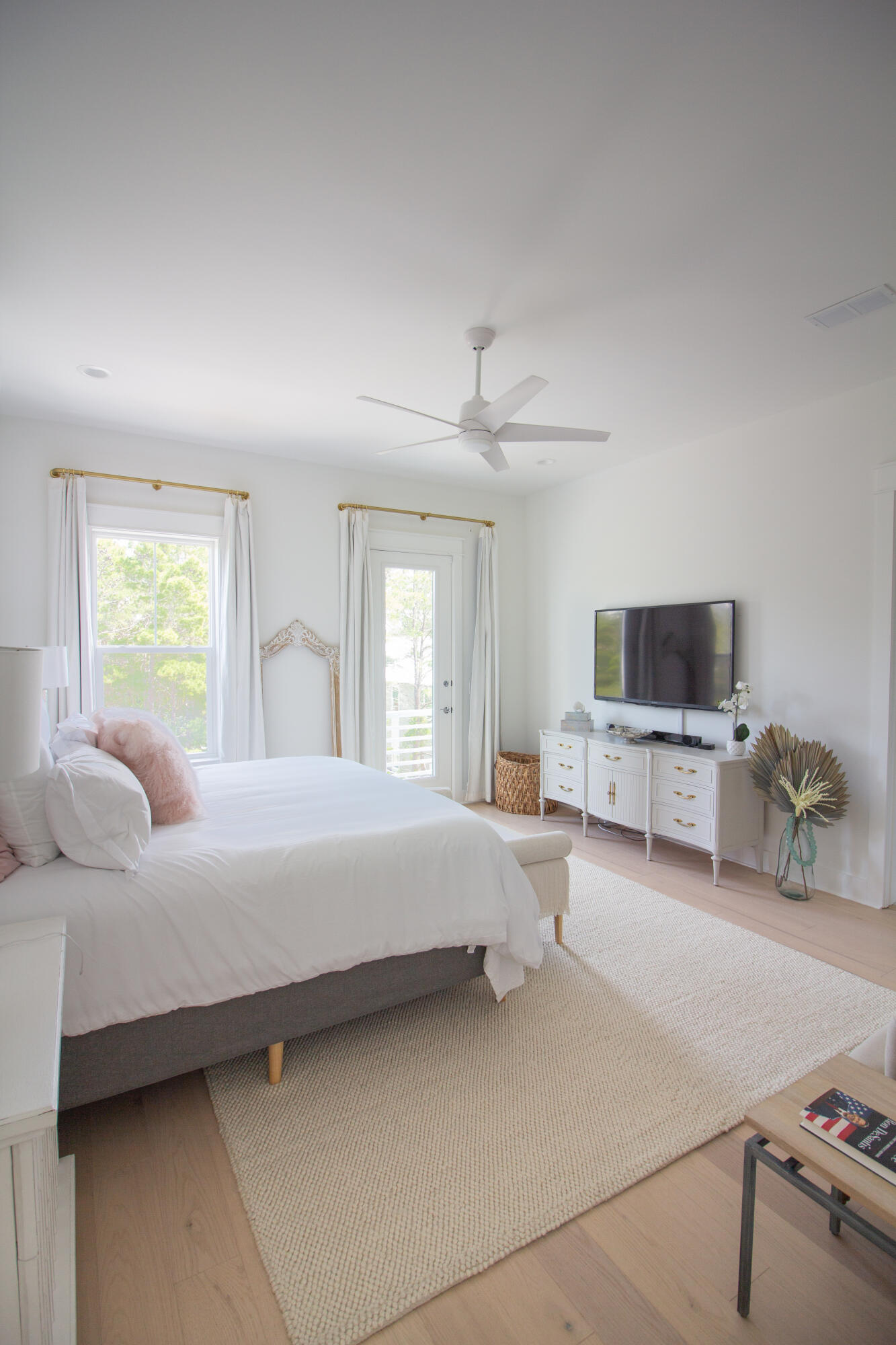 141 Valdare Ln Inlet Beach Inlet Beach, FL 32461 - Photo 29 of 55 a bedroom with bed and flat screen tv