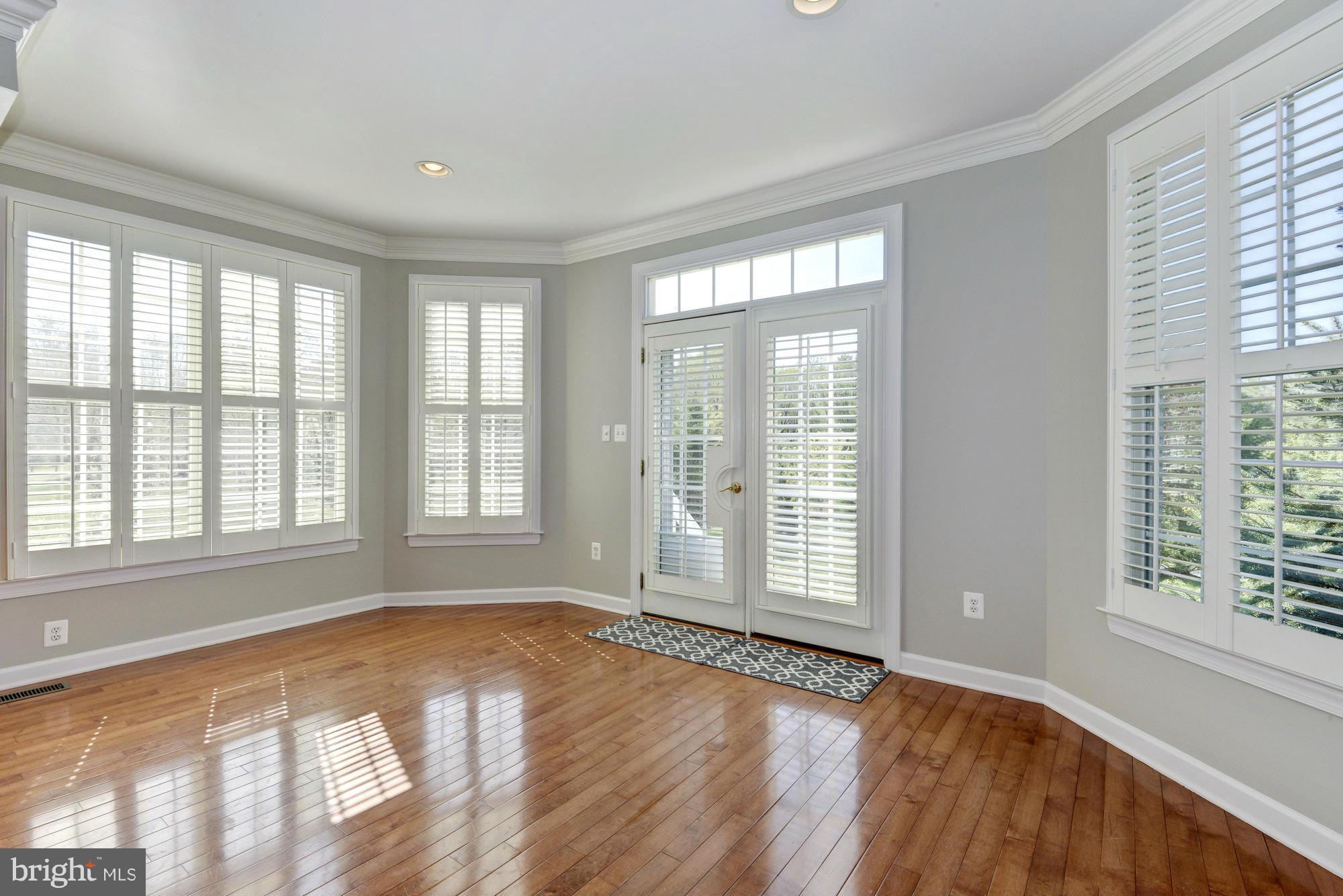 711 Childs Point Road Annapolis, MD 21401 - Photo 8 of 30 Breakfast Room