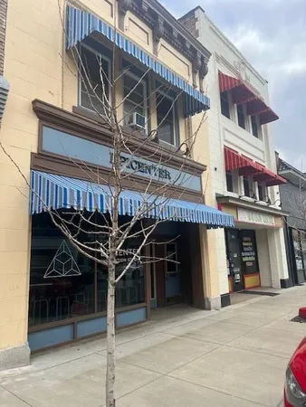 $325,000 | 568 Merchant Street, Ambridge, PA 15003