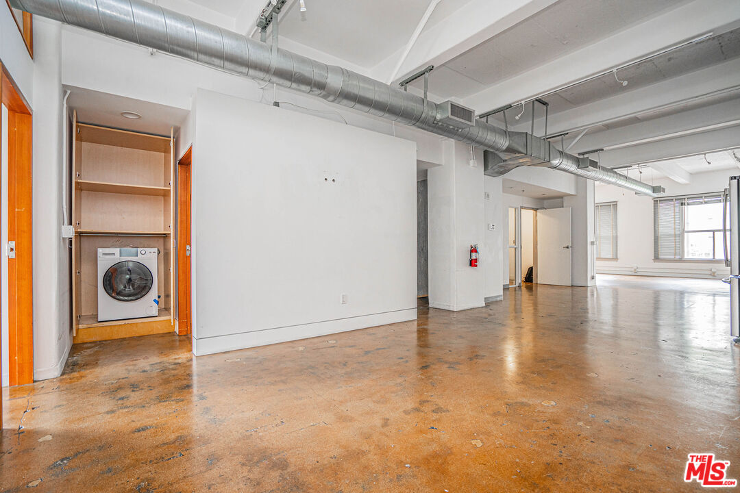 812 South Spring Street, Unit 2 Los Angeles, CA 90014 - Photo 14 of 28