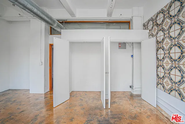 $3,800 | 812 South Spring Street, Unit 2, Los Angeles, CA 90014