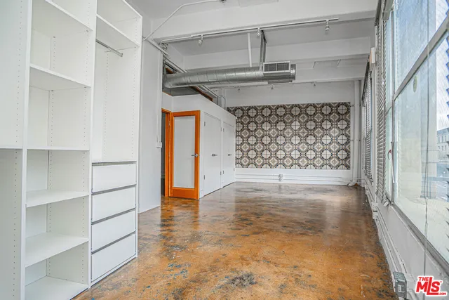$3,800 | 812 South Spring Street, Unit 2, Los Angeles, CA 90014