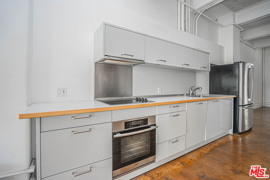 812 South Spring Street, Unit 2 Los Angeles, CA 90014 - Photo 25 of 28