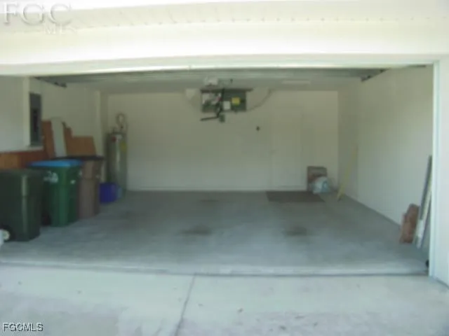 $1,825 | 709 Southeast 20th Place, Cape Coral, FL 33990