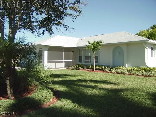 $1,825 | 709 Southeast 20th Place, Cape Coral, FL 33990
