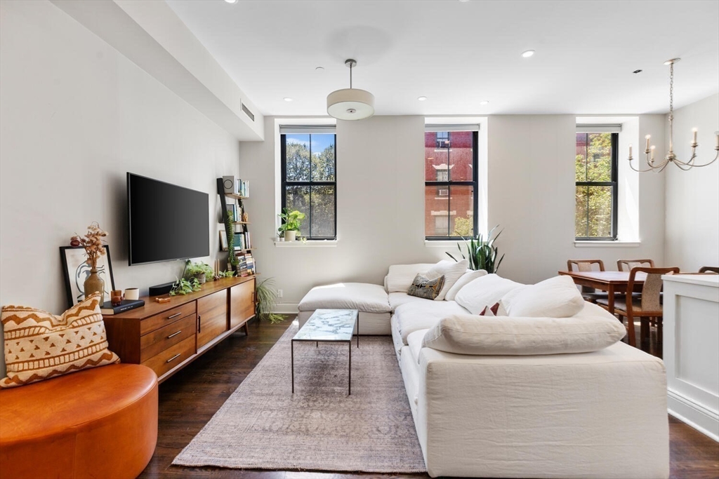 5 Appleton Street, Unit 2D Boston, MA 02116 - Photo 12 of 34