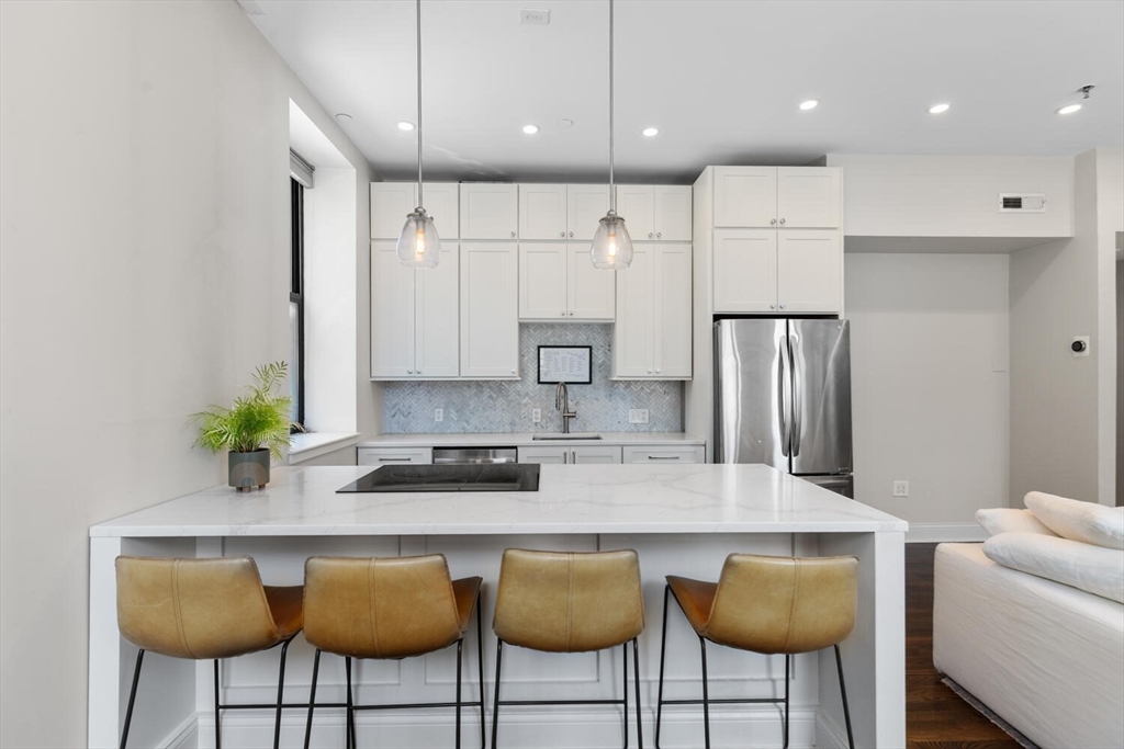 5 Appleton Street, Unit 2D Boston, MA 02116 - Photo 2 of 34