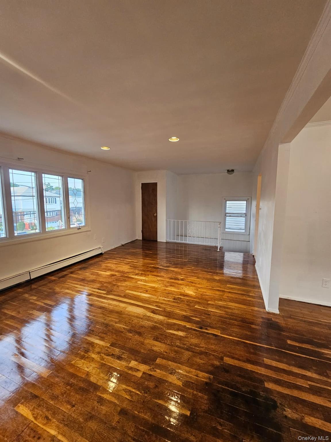 253-14 148th Road Queens, NY 11422 - Photo 6 of 17 Gallery Image 6