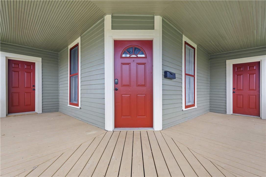500 North Washington Avenue Bryan, TX 77803 - Photo 15 of 15 an empty room with closet and windows