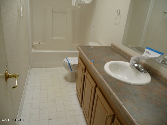 12551 South Pinto Ridge Trail Vail, AZ 85641 - Photo 11 of 13