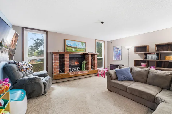 $189,900 | 13705 Nicollet Avenue, Unit 101, Burnsville, MN 55337