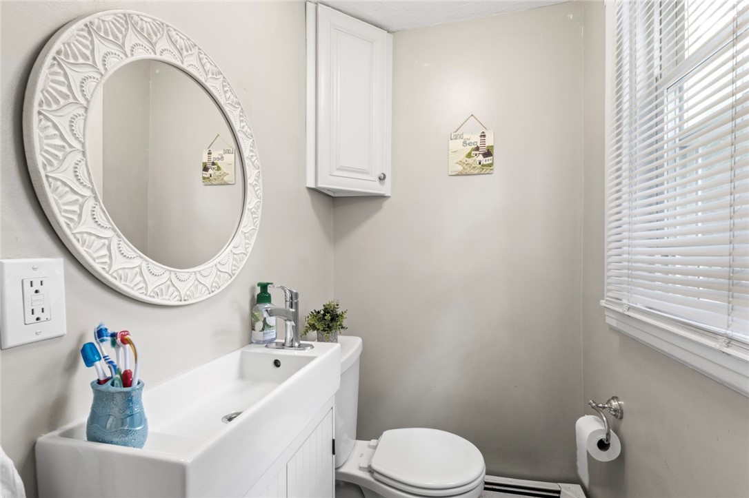 28 Crowell Street Cumberland, RI 02864 - Photo 9 of 24