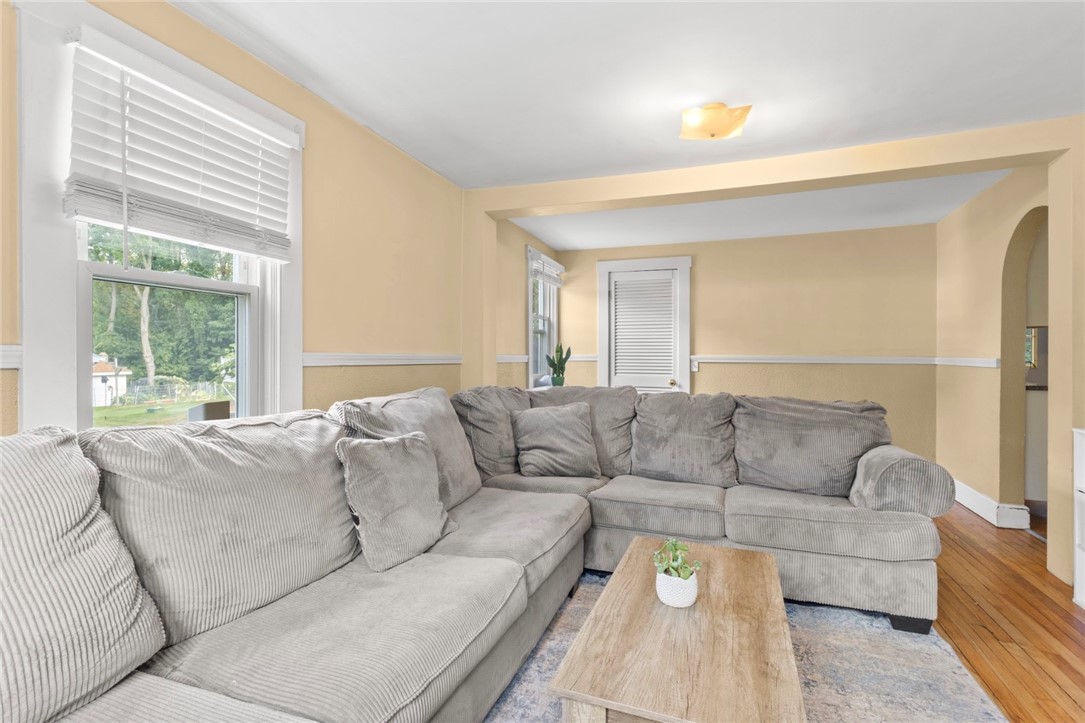 28 Crowell Street Cumberland, RI 02864 - Photo 10 of 24