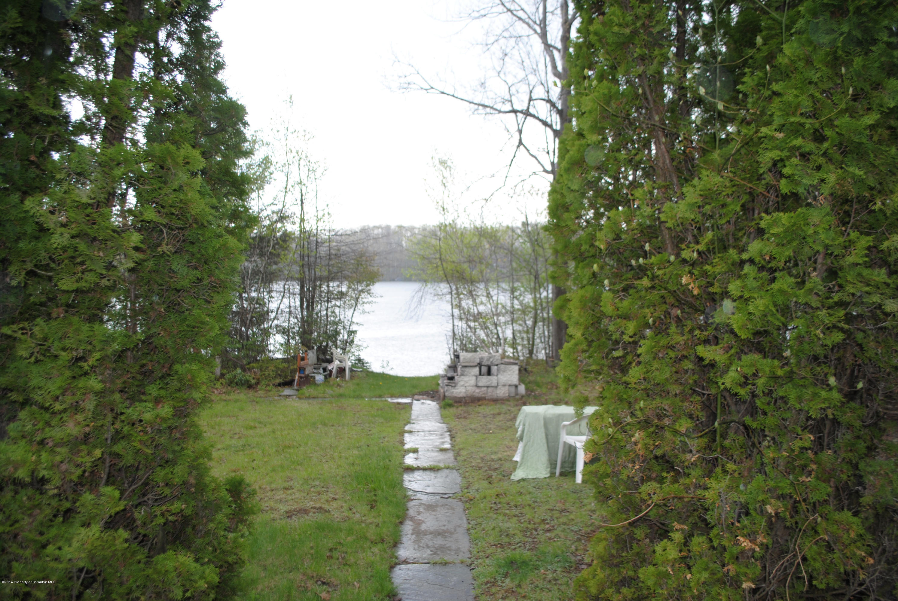 77 Little Lake Road Lake Ariel, PA 18436 - Photo 4 of 27 Gallery Image 4