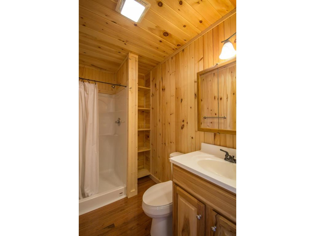 11350 Mendota Road Abingdon, VA 24210 - Photo 14 of 25 Full Bath Level 1
