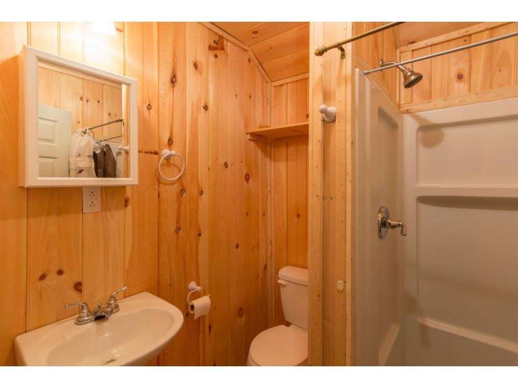 11350 Mendota Road Abingdon, VA 24210 - Photo 18 of 25 Full Bath Level 2