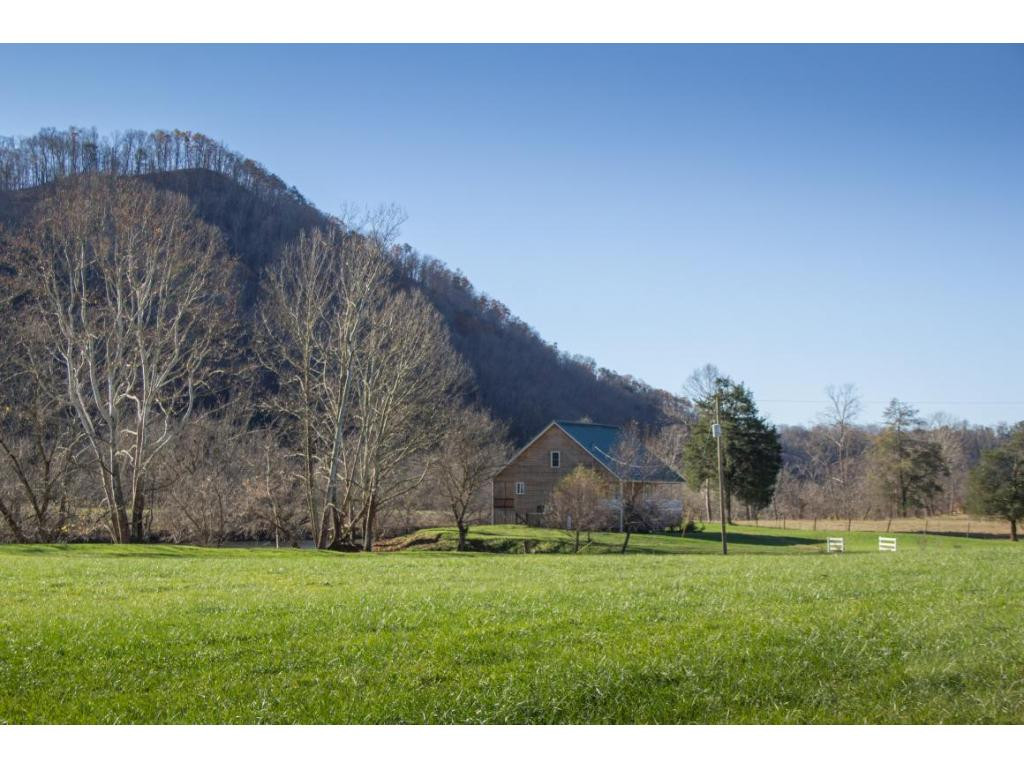 11350 Mendota Road Abingdon, VA 24210 - Photo 3 of 25 Picturesque Setting