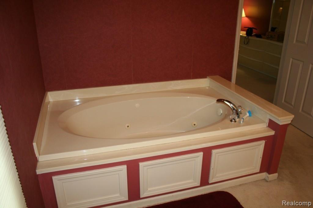 47145 Eastbourne Road Canton, MI 48188 - Photo 43 of 49 2014-05-12 14.48