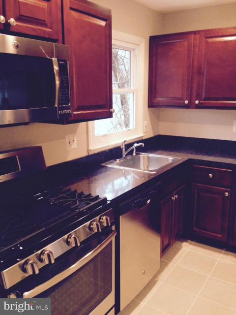 3923 Rayton Road Randallstown, MD 21133 - Photo 8 of 30 Kitchen
