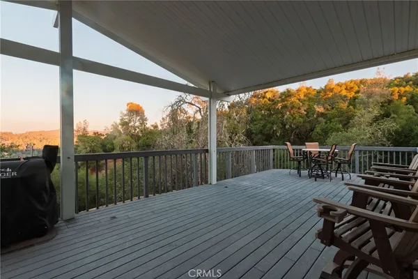 $1,049,000 | 5550 Las Tablas Bay Drive, Paso Robles, CA 93446