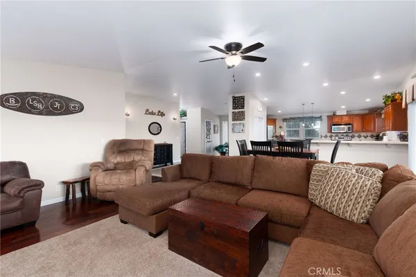 $1,049,000 | 5550 Las Tablas Bay Drive, Paso Robles, CA 93446