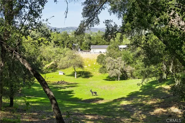 $1,049,000 | 5550 Las Tablas Bay Drive, Paso Robles, CA 93446