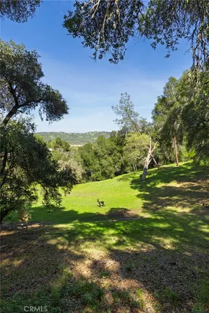 $1,049,000 | 5550 Las Tablas Bay Drive, Paso Robles, CA 93446