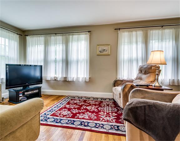 96 Columbia Road Arlington, MA 02474 - Photo 7 of 21 Gallery Image 7