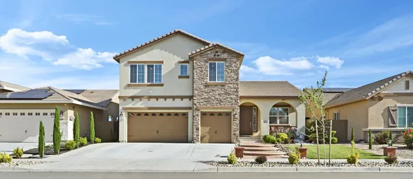 $899,000 | 2925 Fuchsia Drive, Lodi, CA 95242