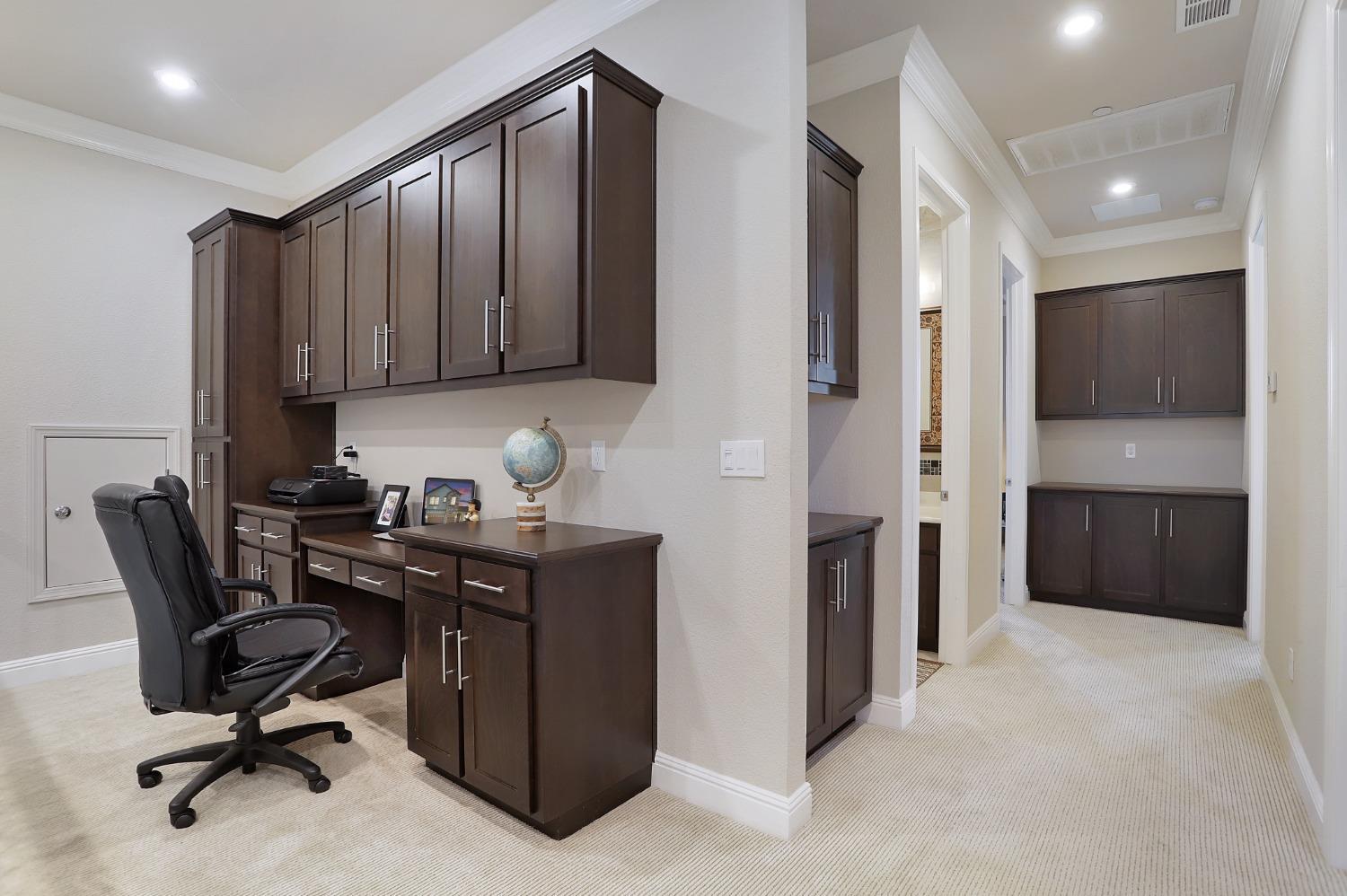 2925 Fuchsia Drive Lodi, CA 95242 - Photo 17 of 44 a view of a workspace with furniture