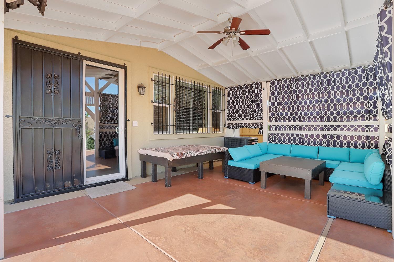 2925 Fuchsia Drive Lodi, CA 95242 - Photo 36 of 44 a reading room with furniture and a yard