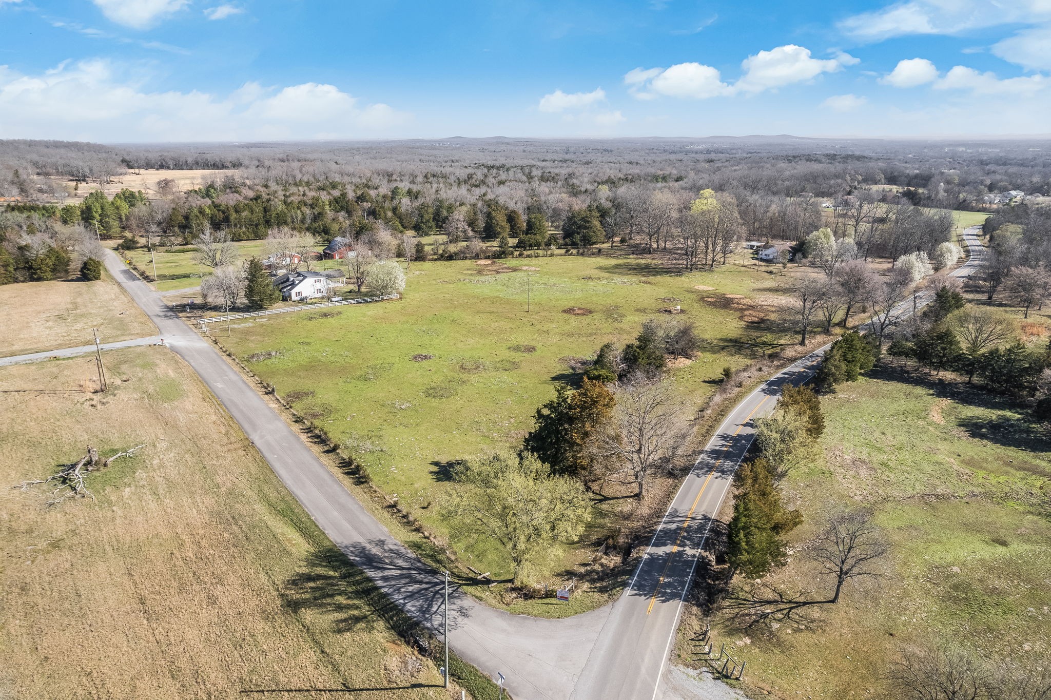 8435 Hutson Road Christiana, TN 37037 - Photo 8 of 10 Gallery Image 8