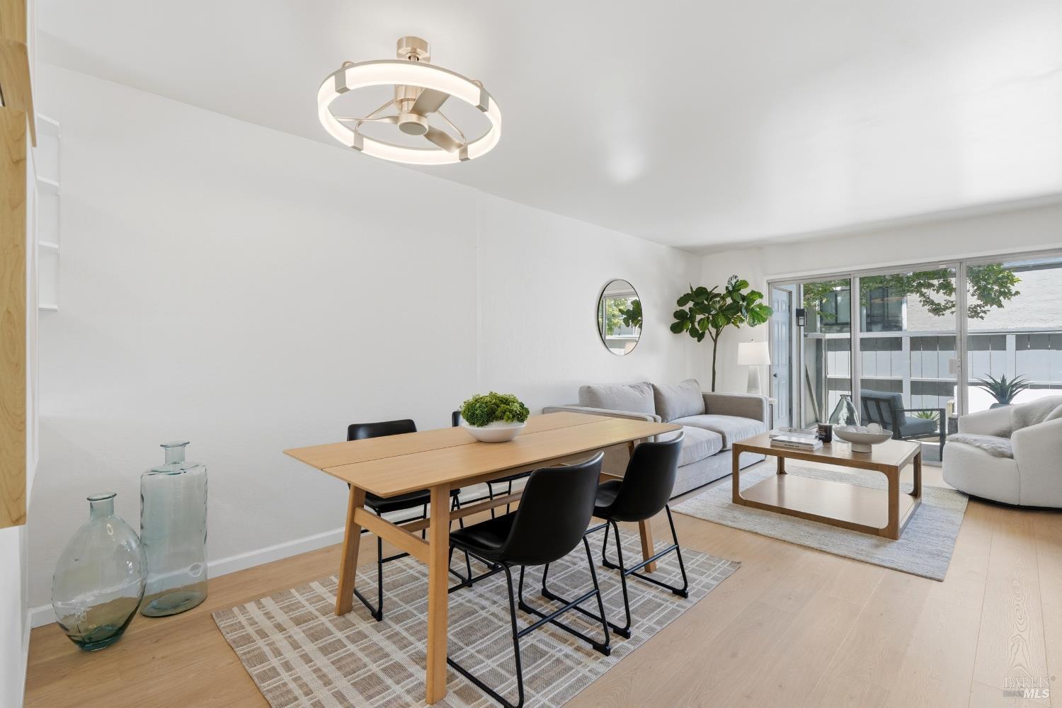 900 Southampton Road, Unit 29 Benicia, CA 94510 - Photo 17 of 54