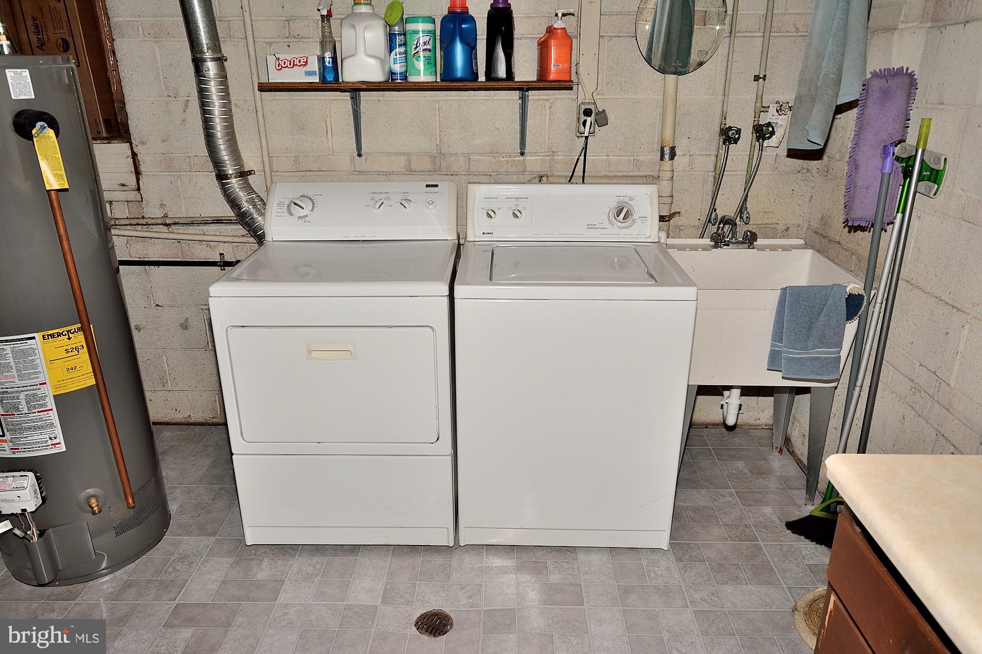 8303 Brixton Street Springfield, VA 22152 - Photo 24 of 29 Separate, Large Laundry/Utility room~