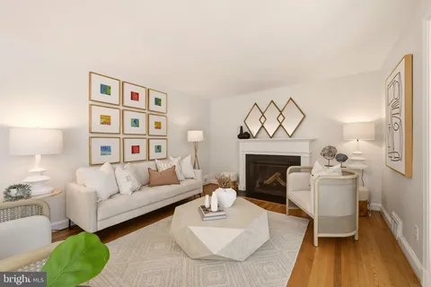 $1,450,000 | 7822 Fulbright Court, Bethesda, MD 20817