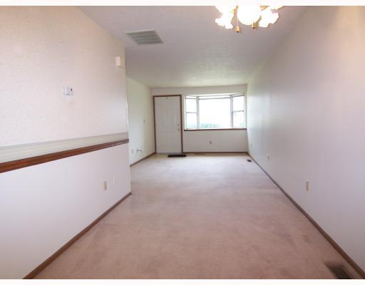 4530 Ridgewood Road East, Unit 4530 Springfield, OH 45503 - Photo 3 of 8