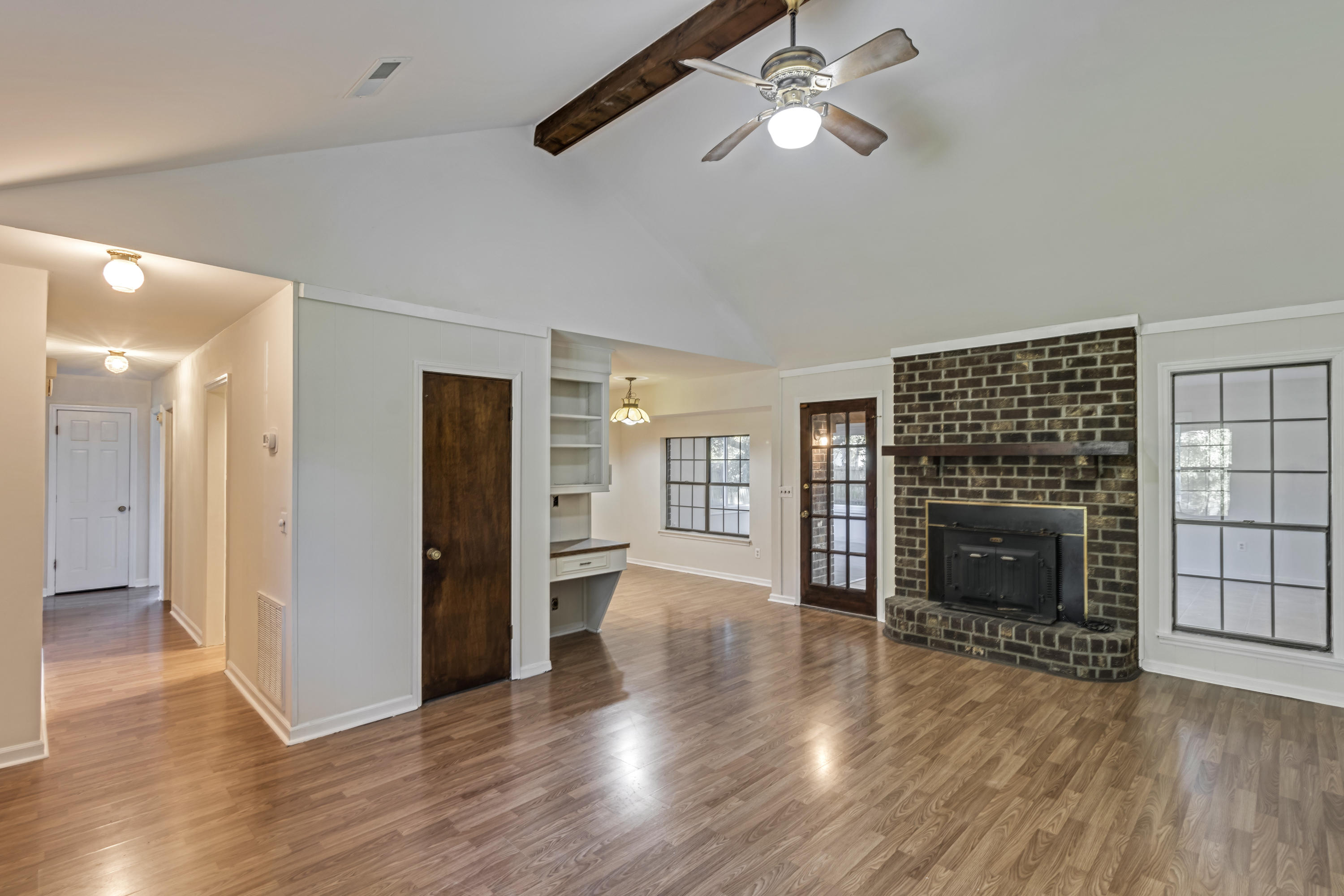 300 Kershaw Road Summerville, SC 29486 - Photo 27 of 34 30