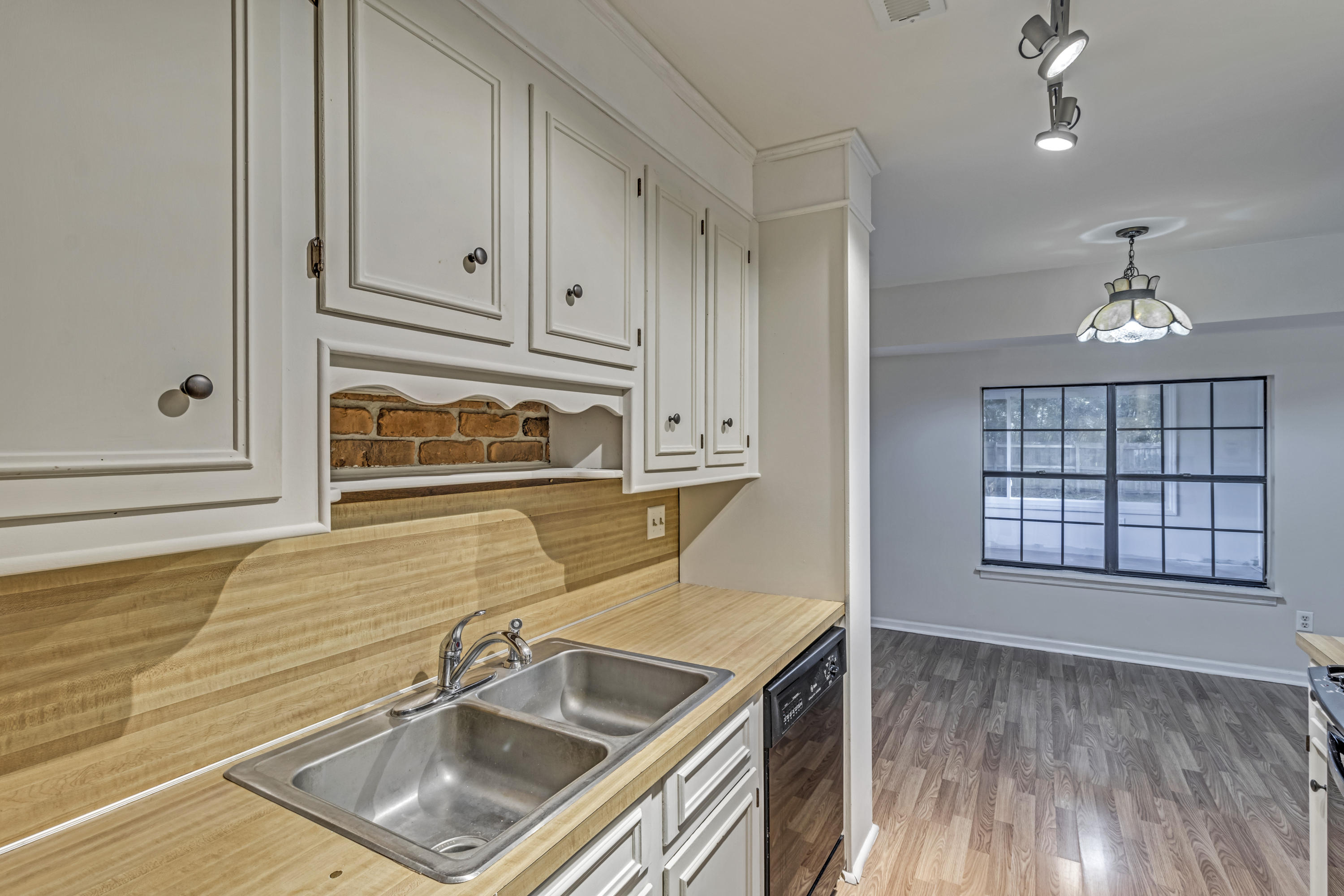 300 Kershaw Road Summerville, SC 29486 - Photo 34 of 34 37