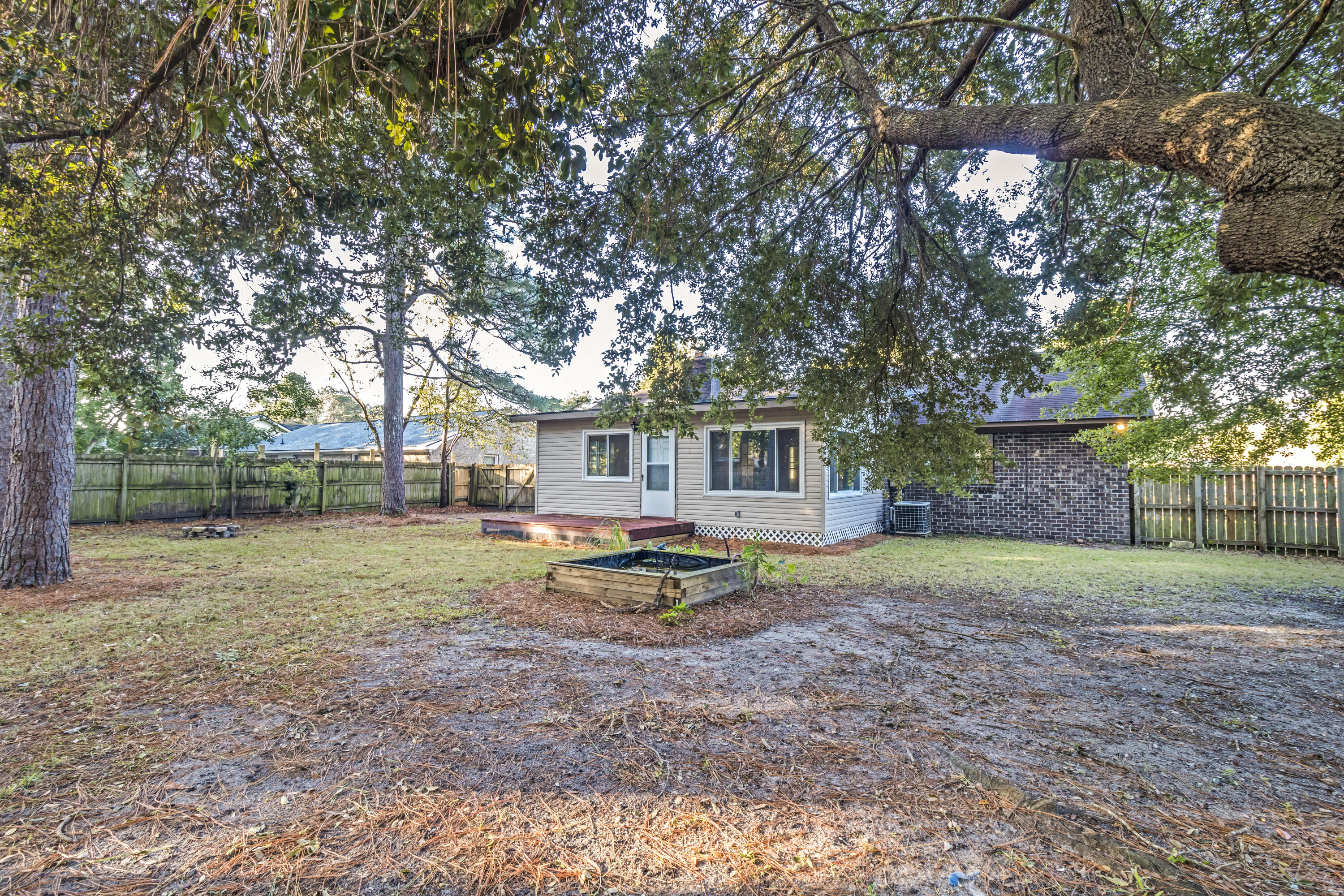 300 Kershaw Road Summerville, SC 29486 - Photo 5 of 34 8
