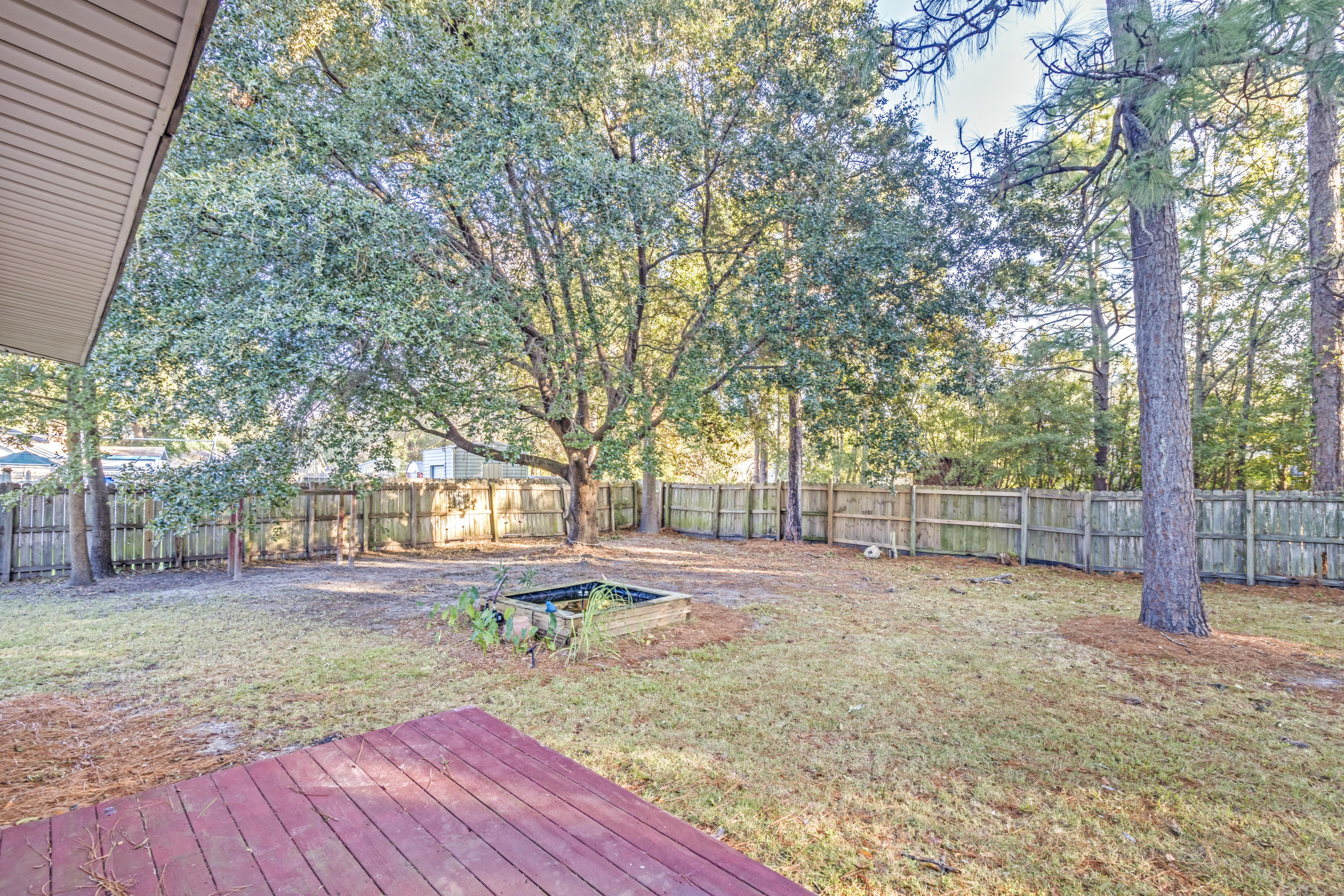 300 Kershaw Road Summerville, SC 29486 - Photo 9 of 34 12