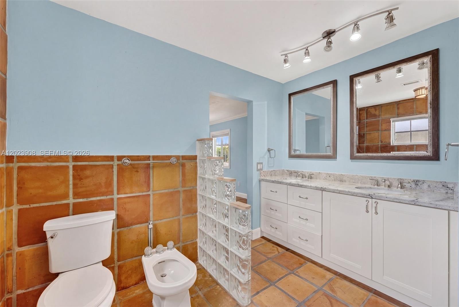 14001 Southwest 108th Street Miami, FL 33186 - Photo 16 of 25