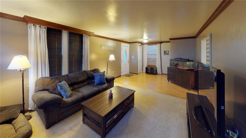 453 North Chestnut Street Butler, PA 16001 - Photo 3 of 22 Gallery Image 3